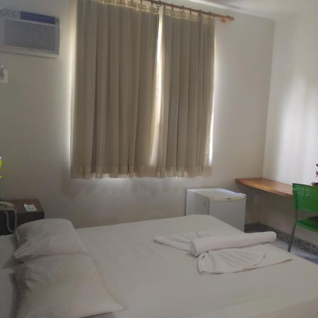 Hotel Pinheiros Chonim de Baixo Buitenkant foto