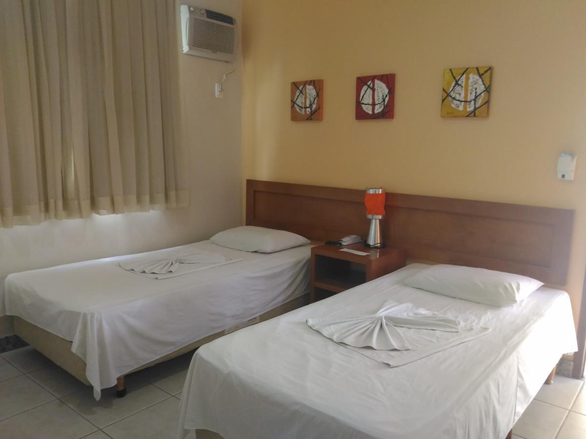 Hotel Pinheiros Chonim de Baixo Buitenkant foto