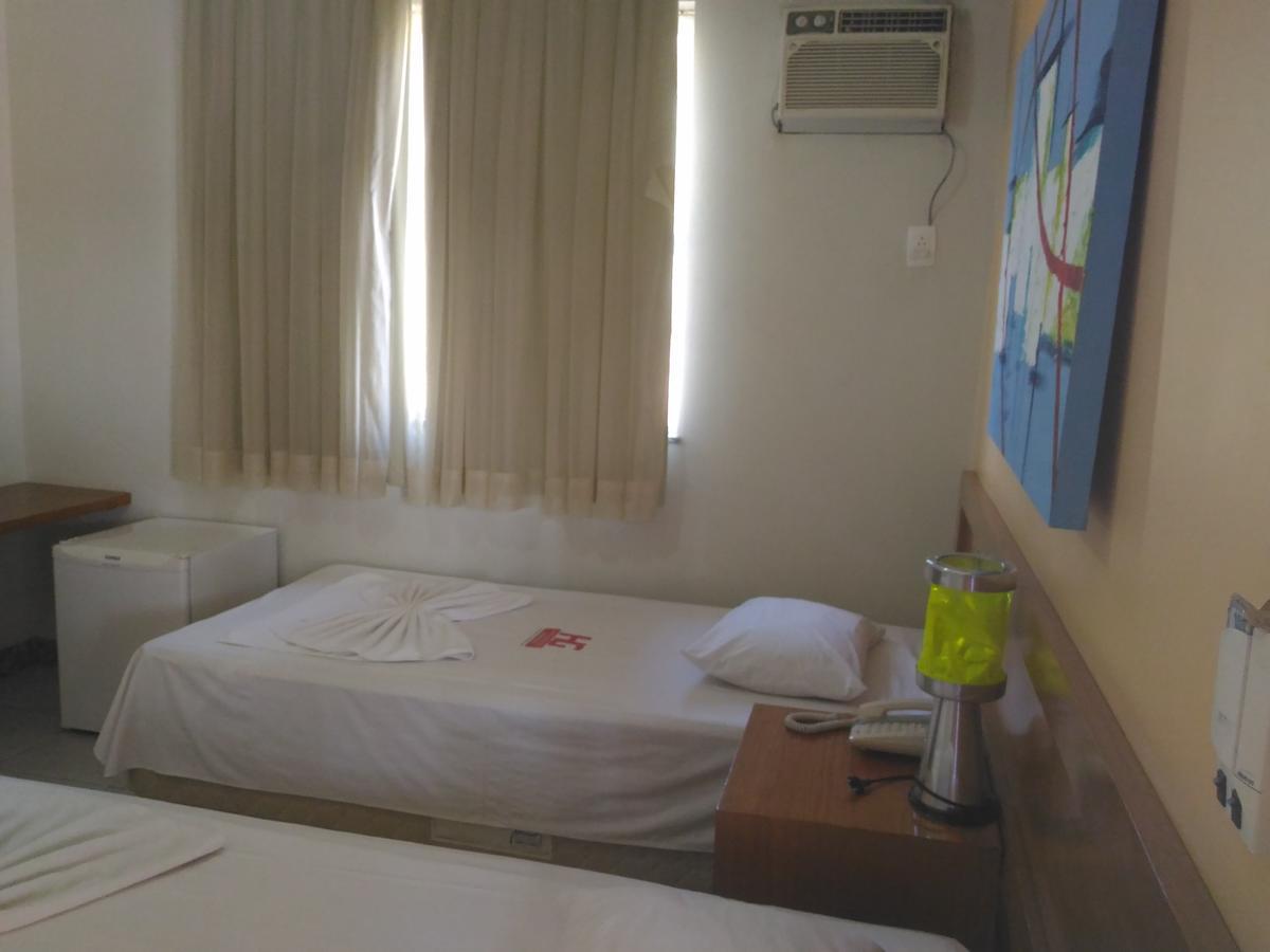 Hotel Pinheiros Chonim de Baixo Buitenkant foto