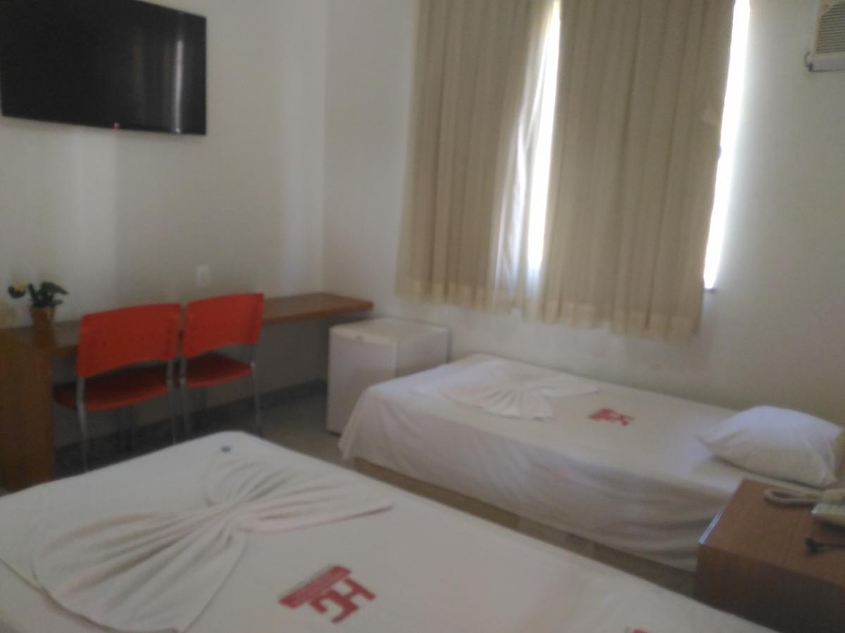Hotel Pinheiros Chonim de Baixo Buitenkant foto