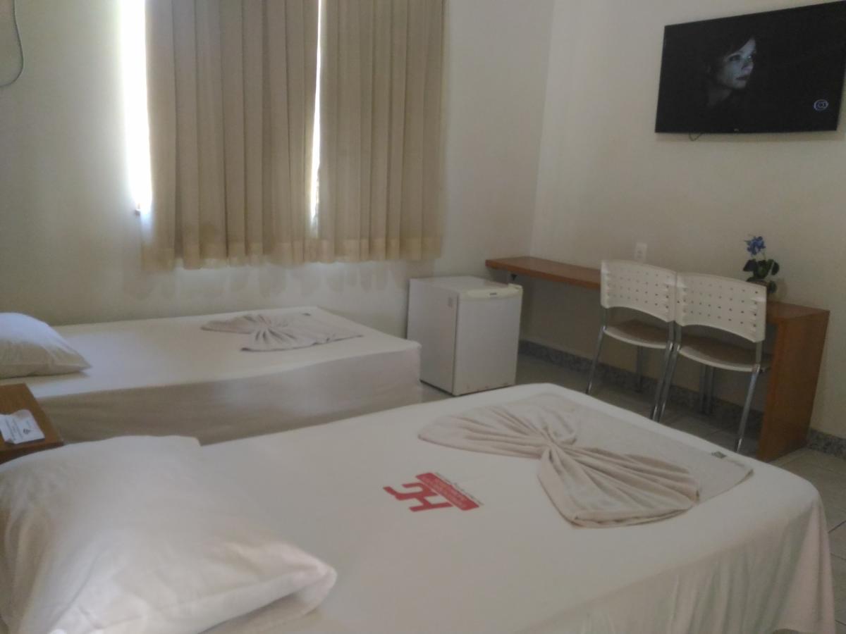 Hotel Pinheiros Chonim de Baixo Buitenkant foto